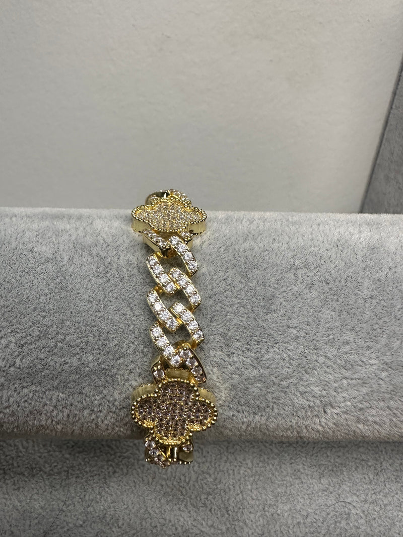 Clover Cuban Link Bracelet