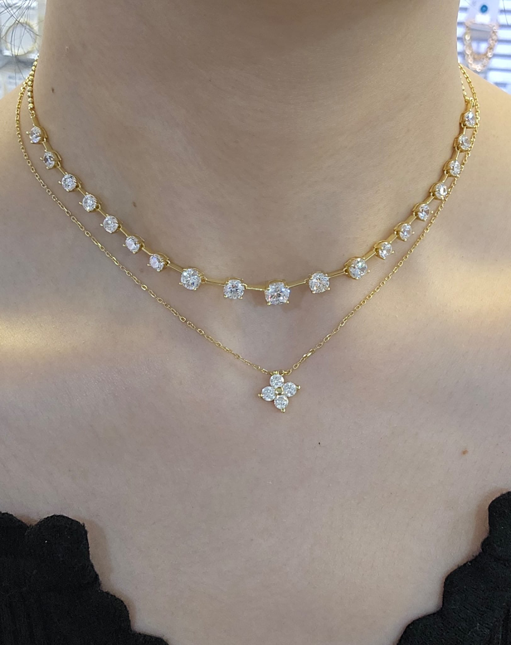 Luna Glow Chain Vs Choker