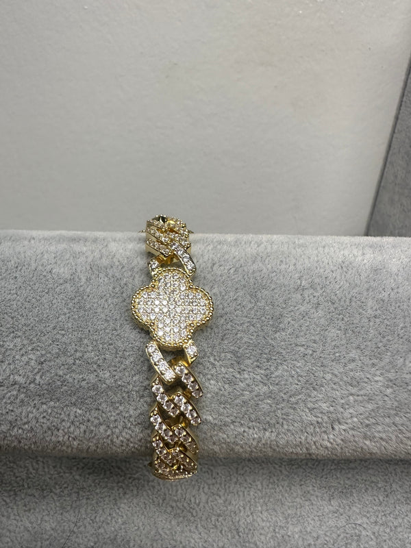 Clover Cuban Link Bracelet