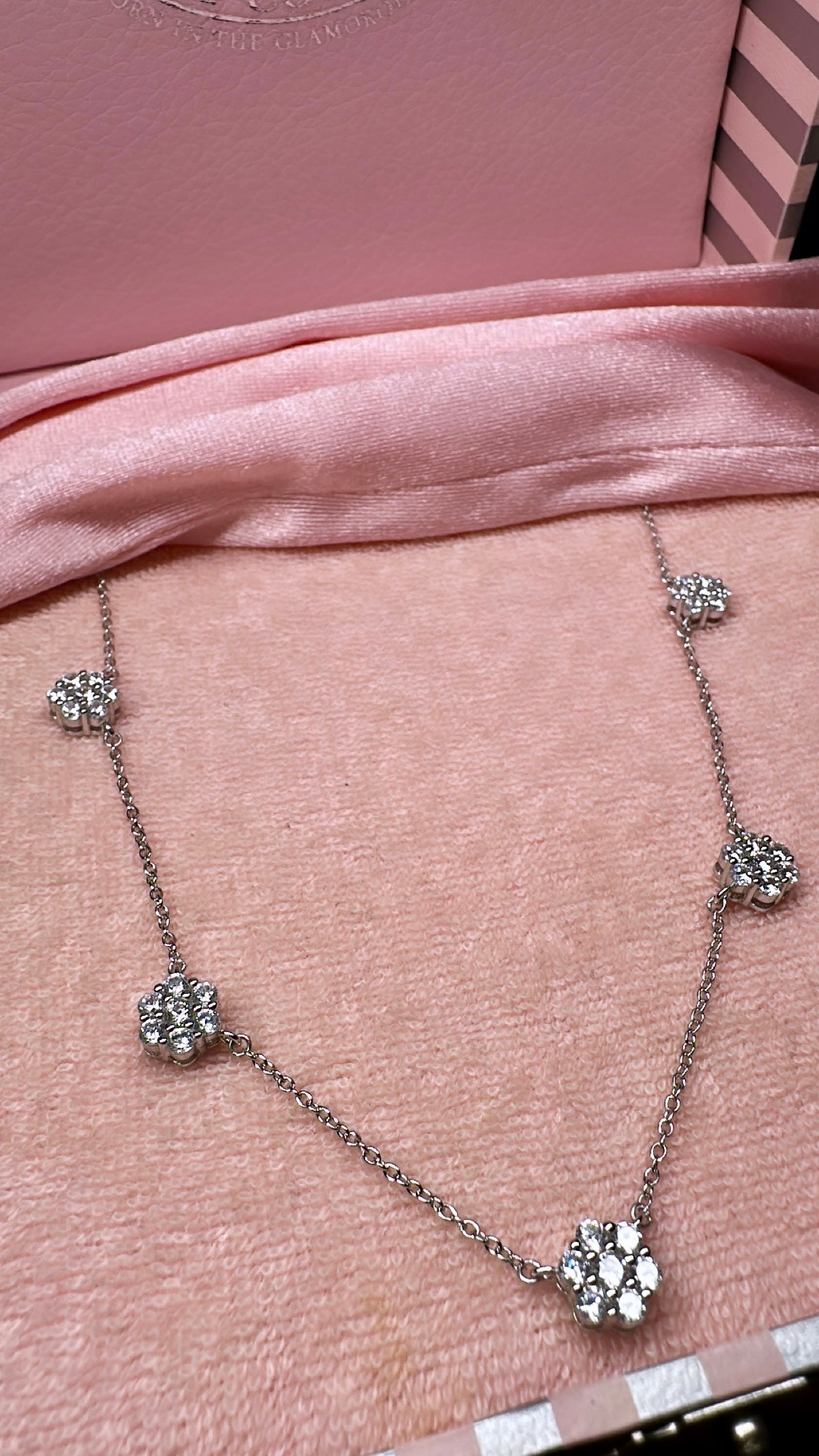 Yoryi’s Favorite Necklace