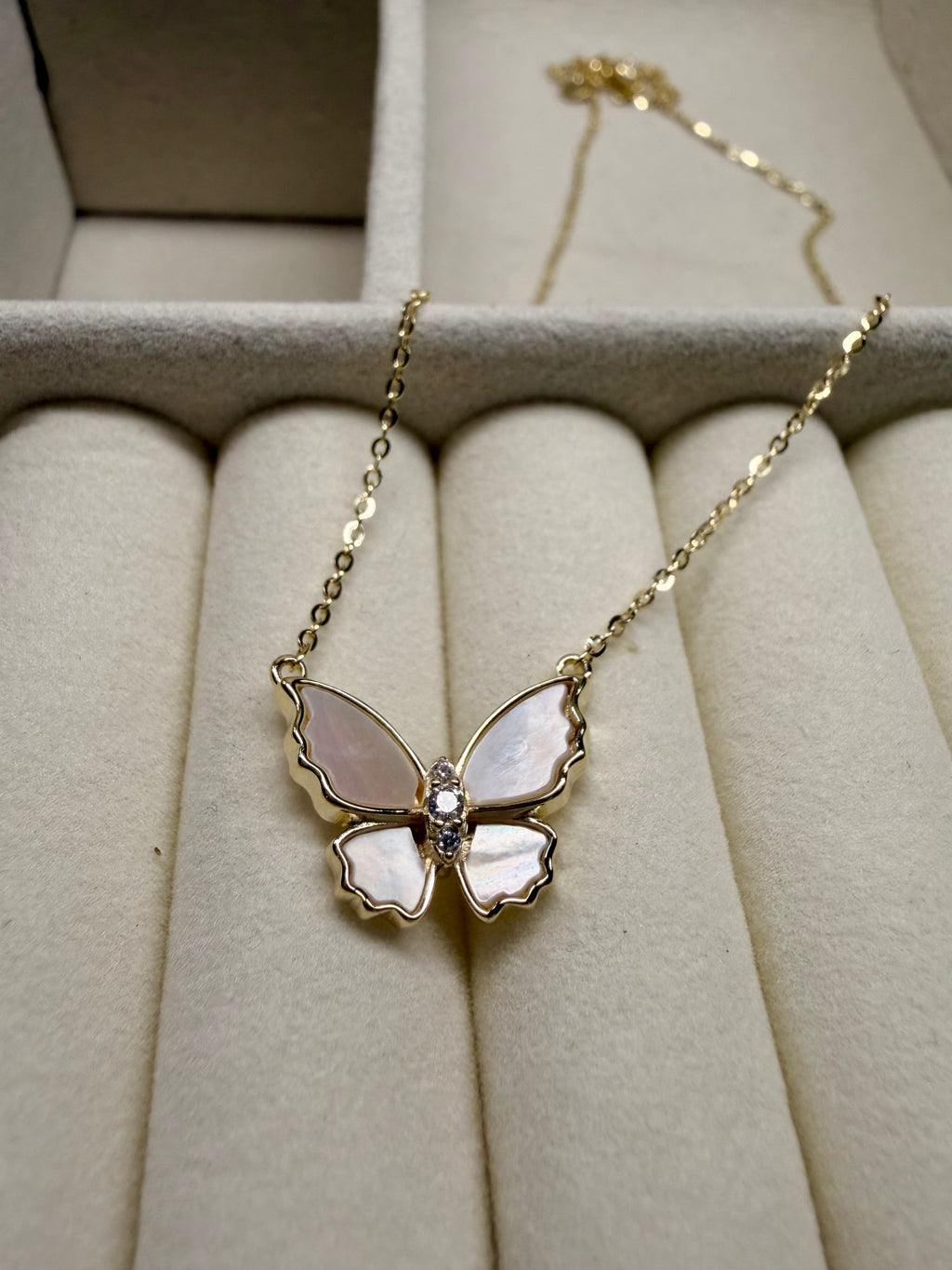 Lumière Butterfly Necklace