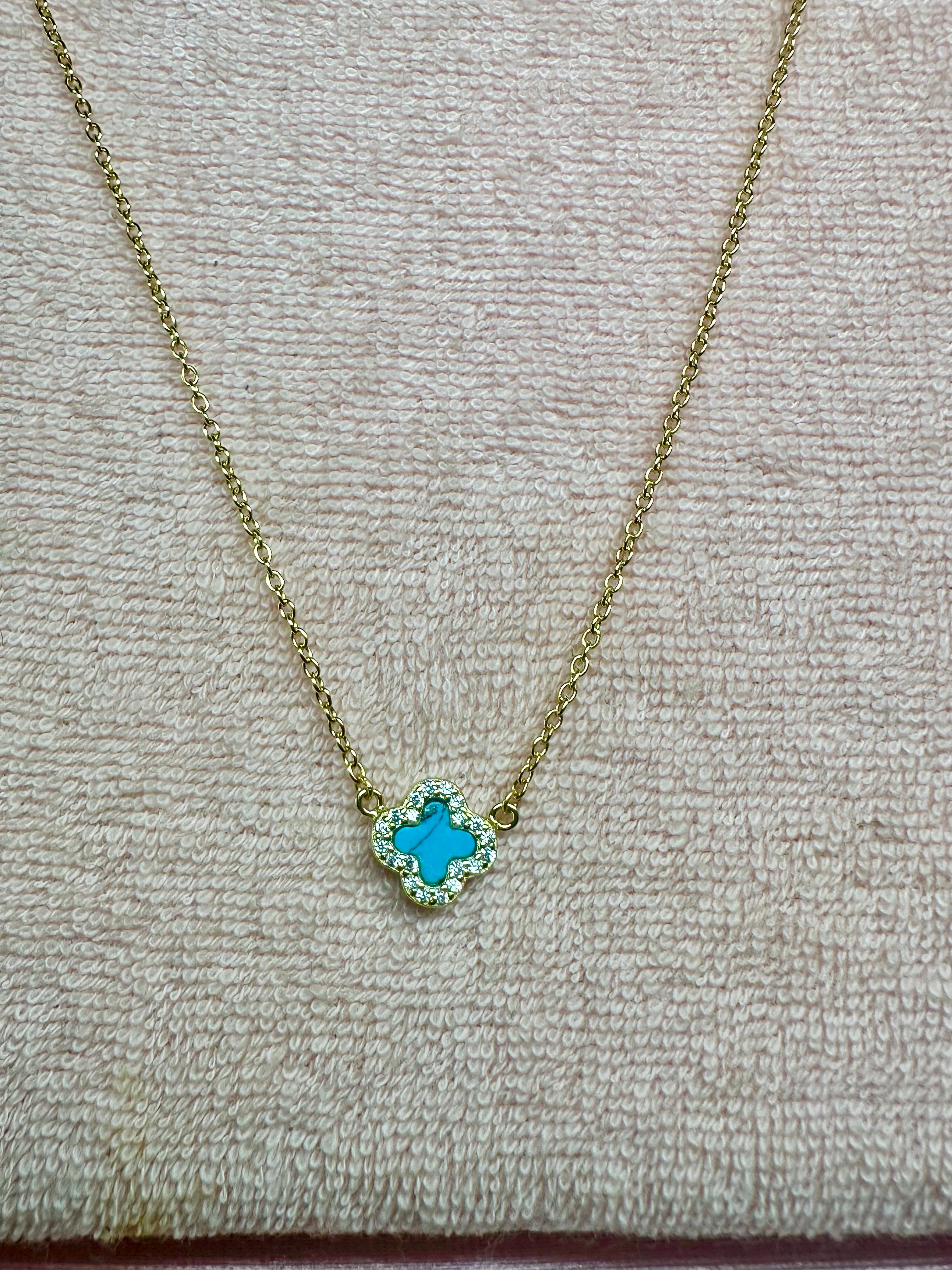 Mini Turquesa Clover Chain