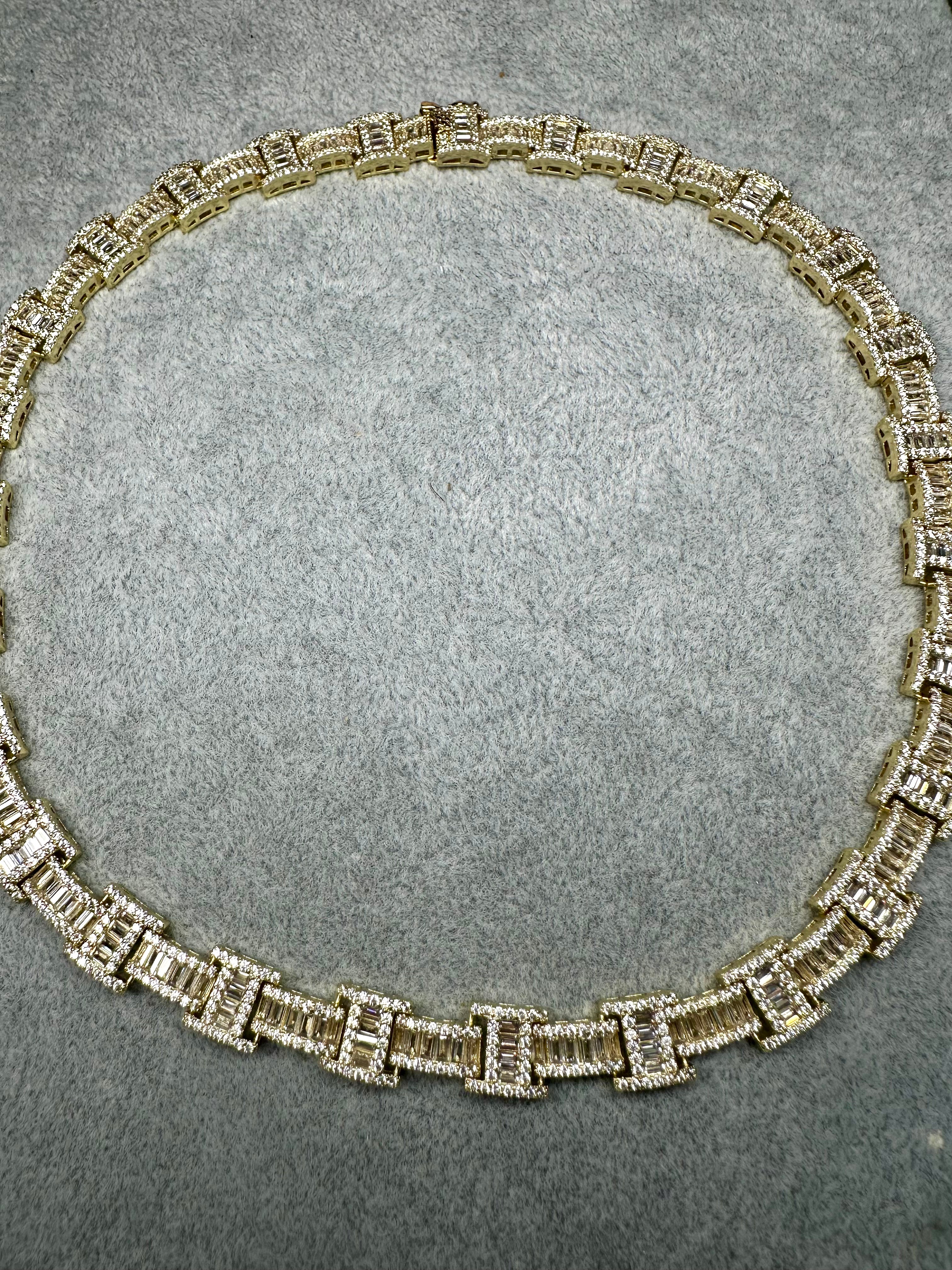 All Baguette Choker