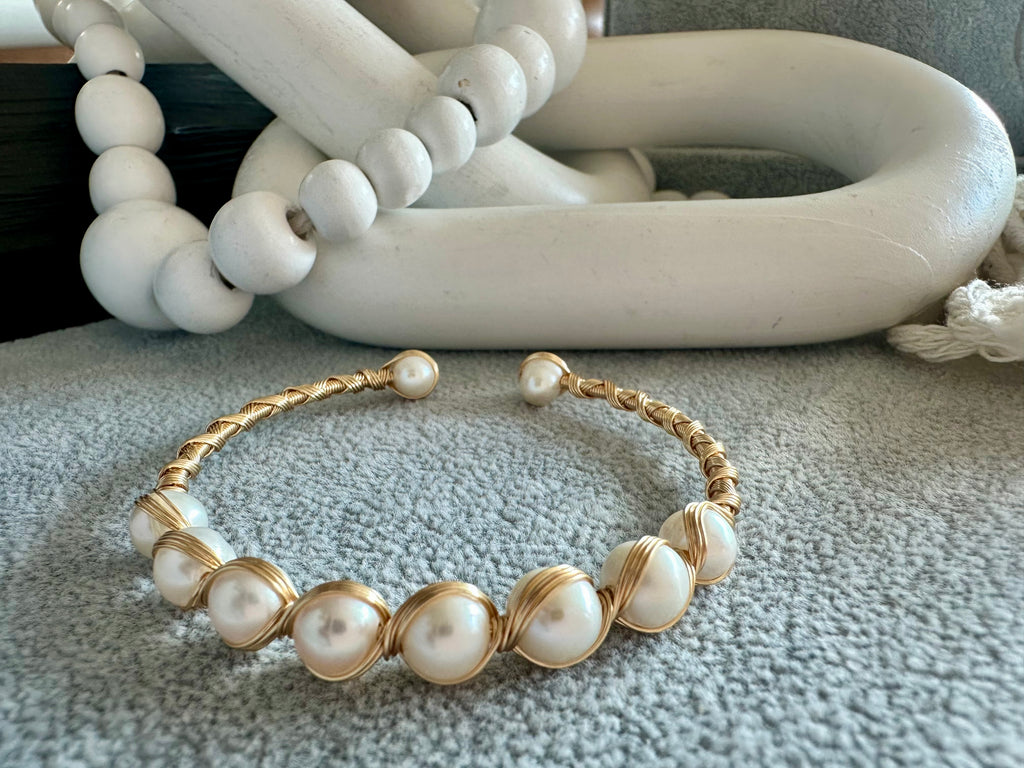 Summer Vibes Pearl Bracelet