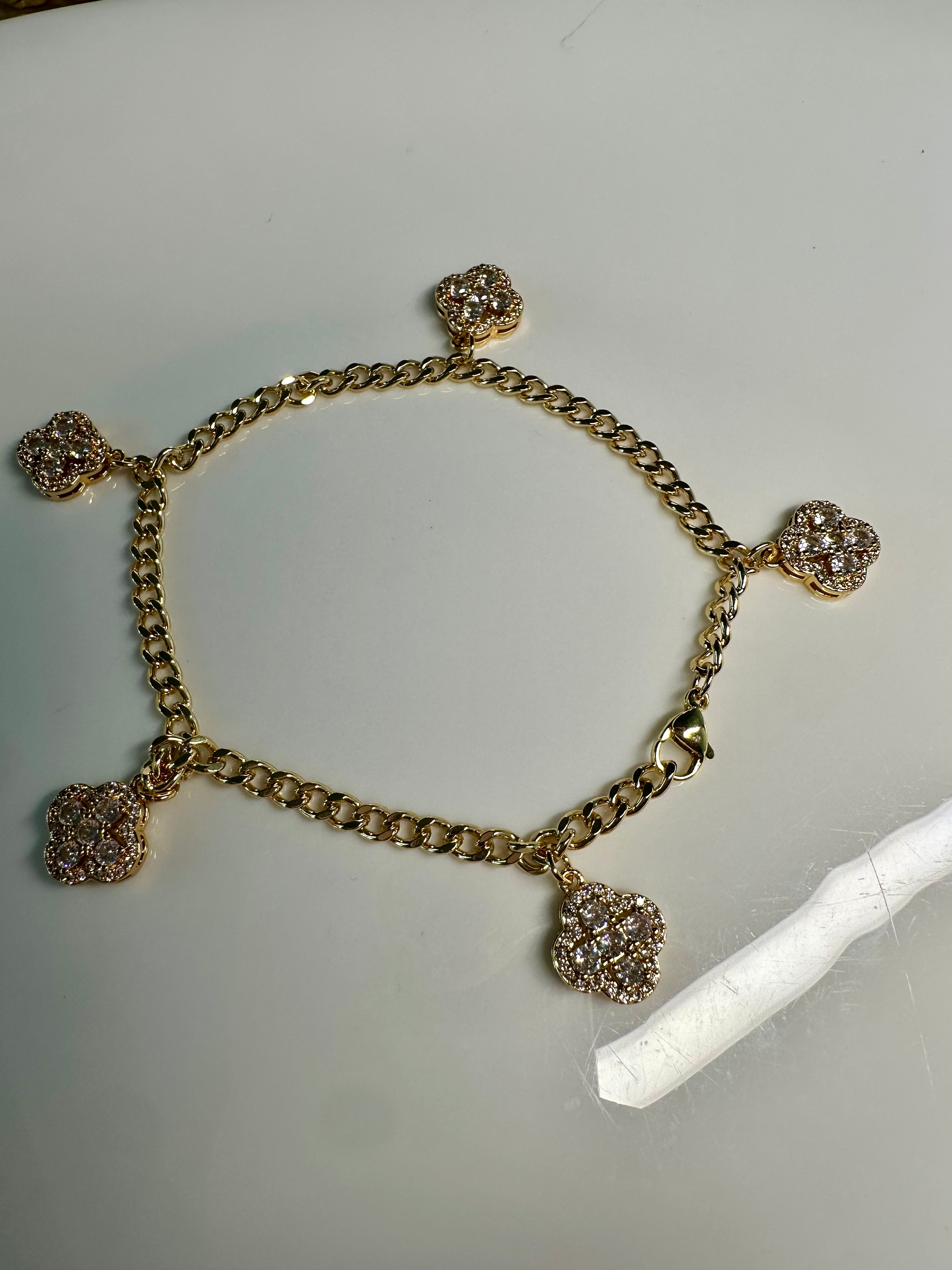 Starlit Clover Anklet