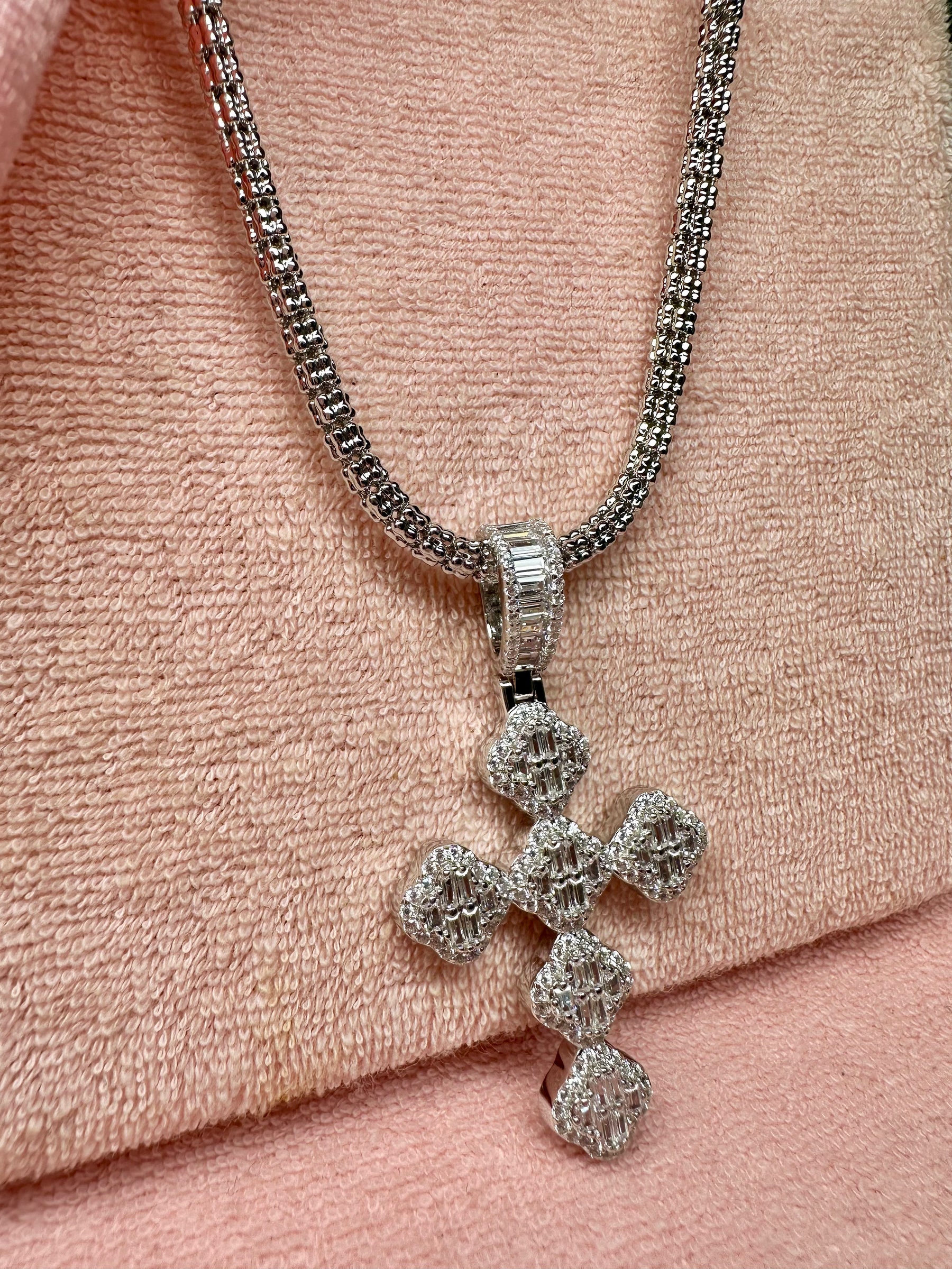 Baguette Cross Ice Chain