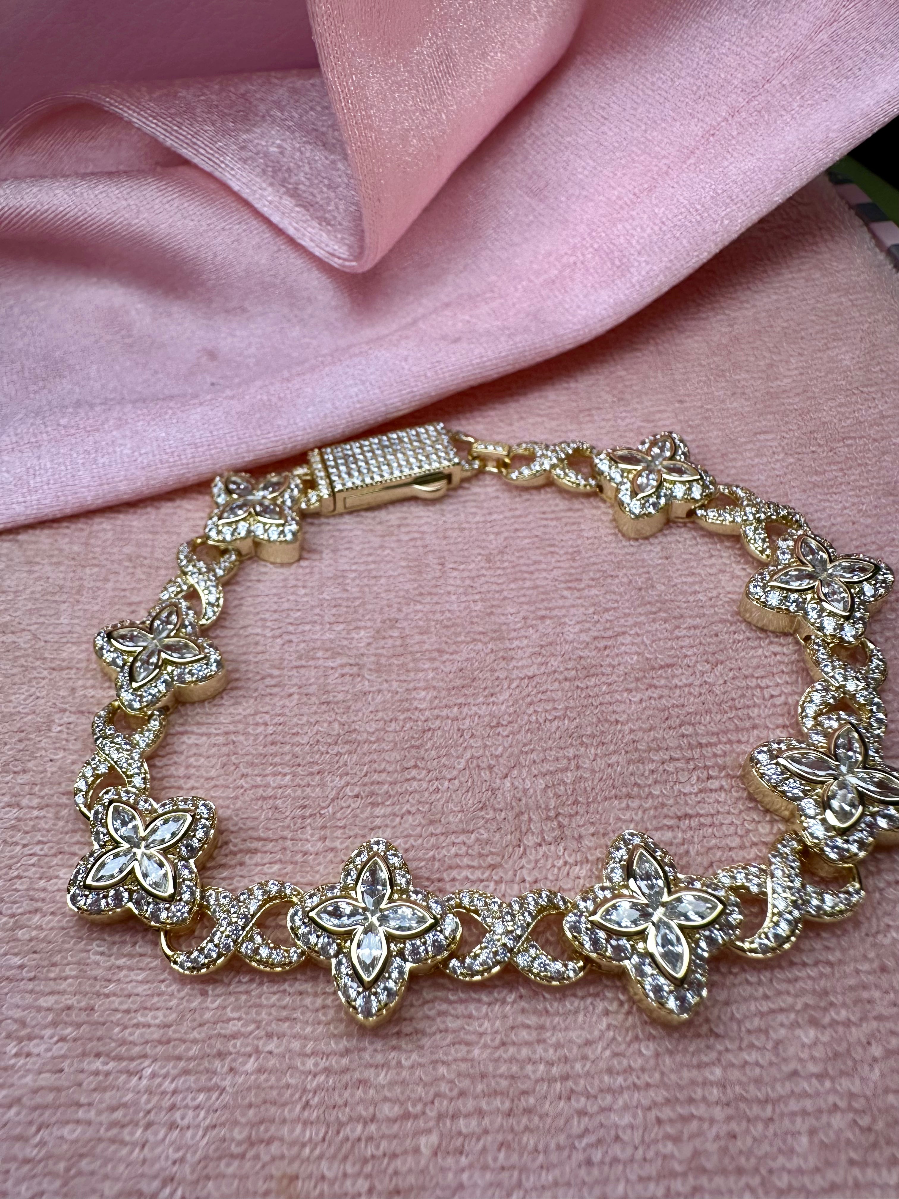 Lois Bracelet