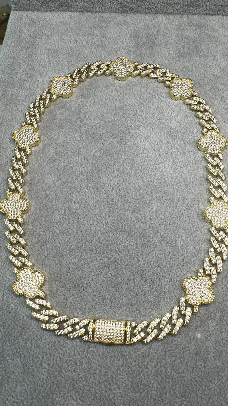 Clover Cuban Link