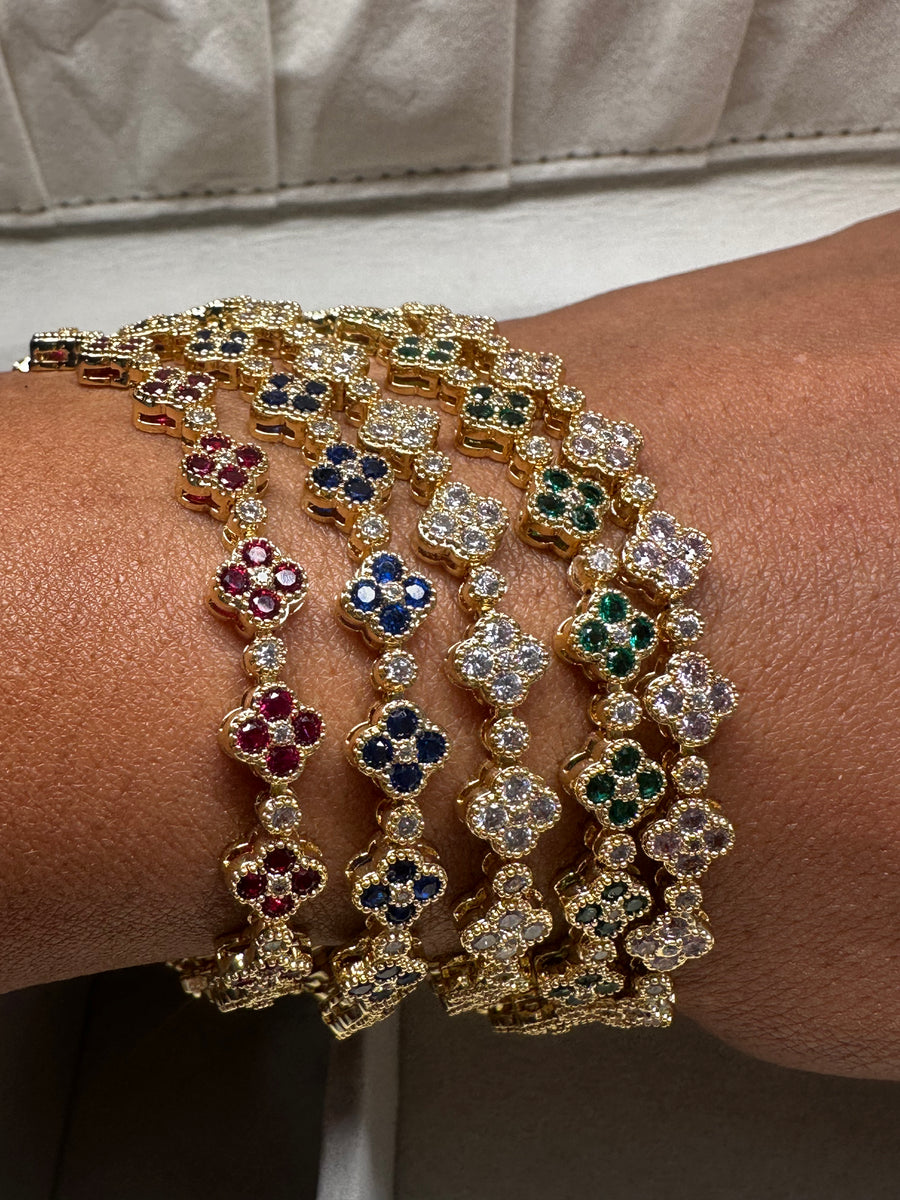 Royal Clover Glow Bracelet