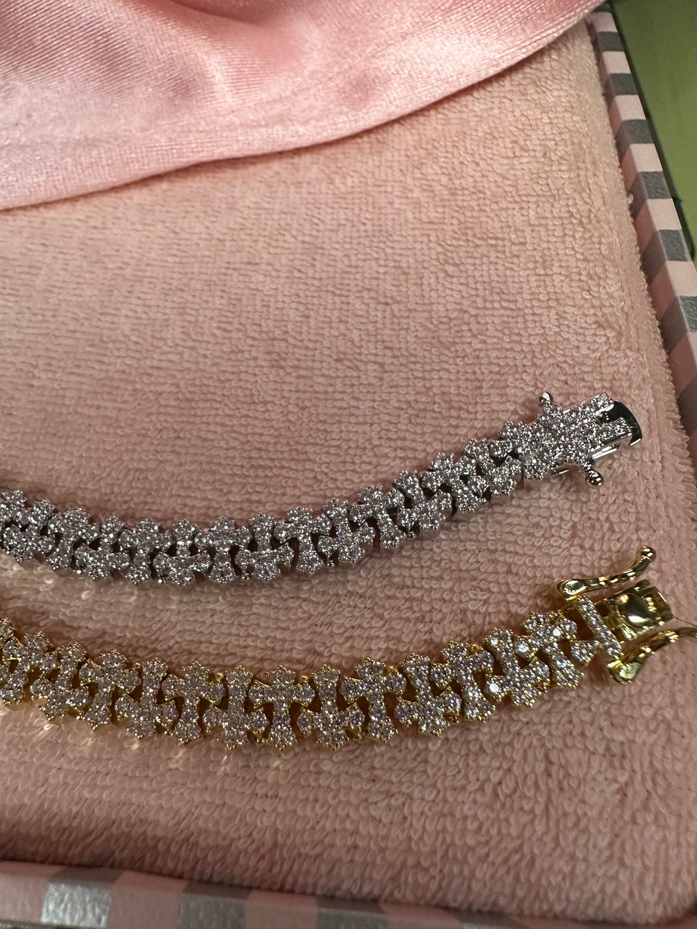Trendy Crosses Bracelet