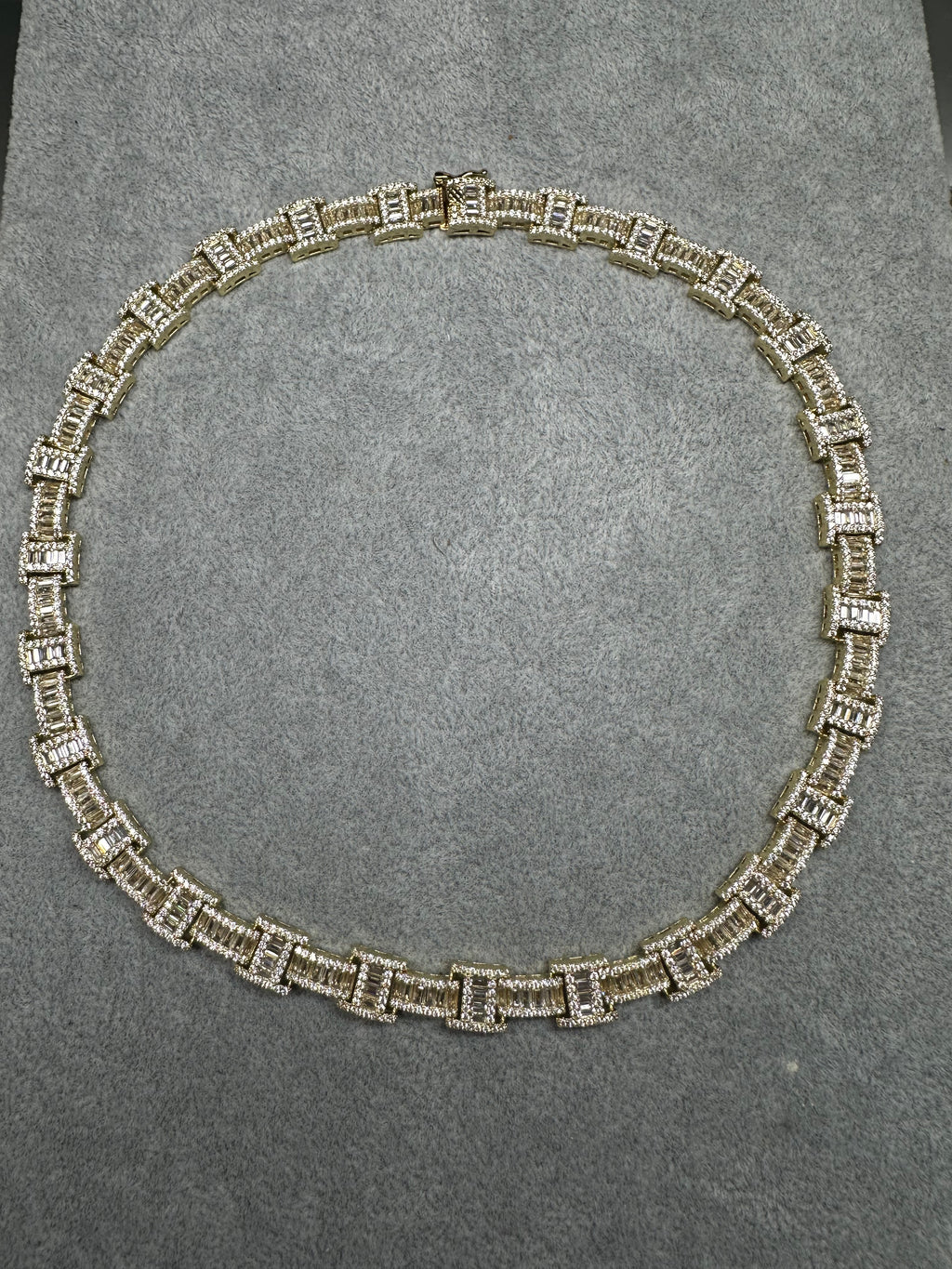 All Baguette Choker