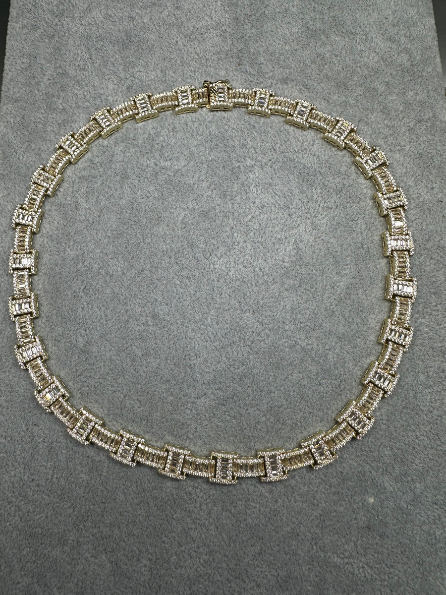 All Baguette Choker