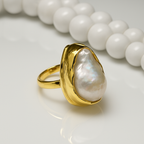 Baroque Pearl Gold Ring