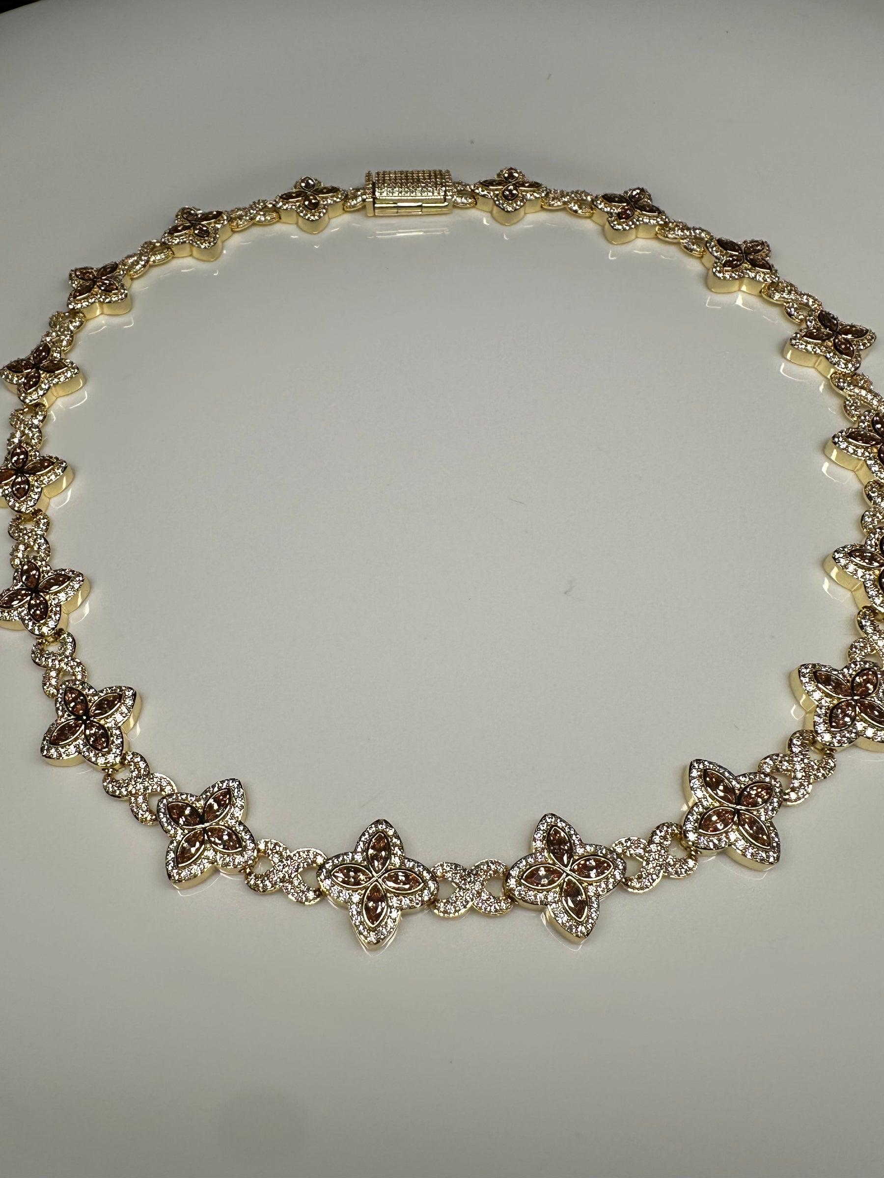 Lois Necklace