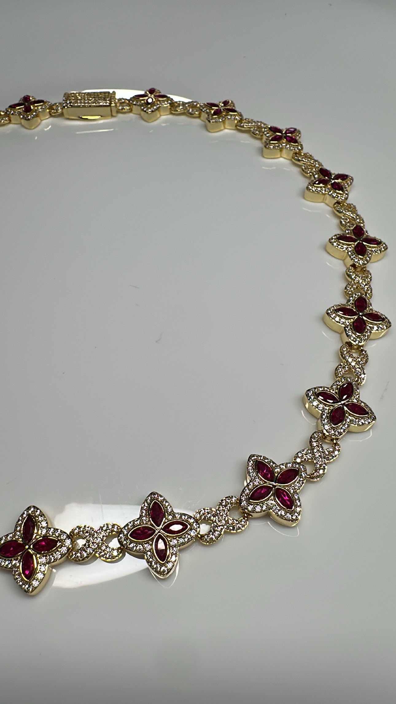 Lois Necklace