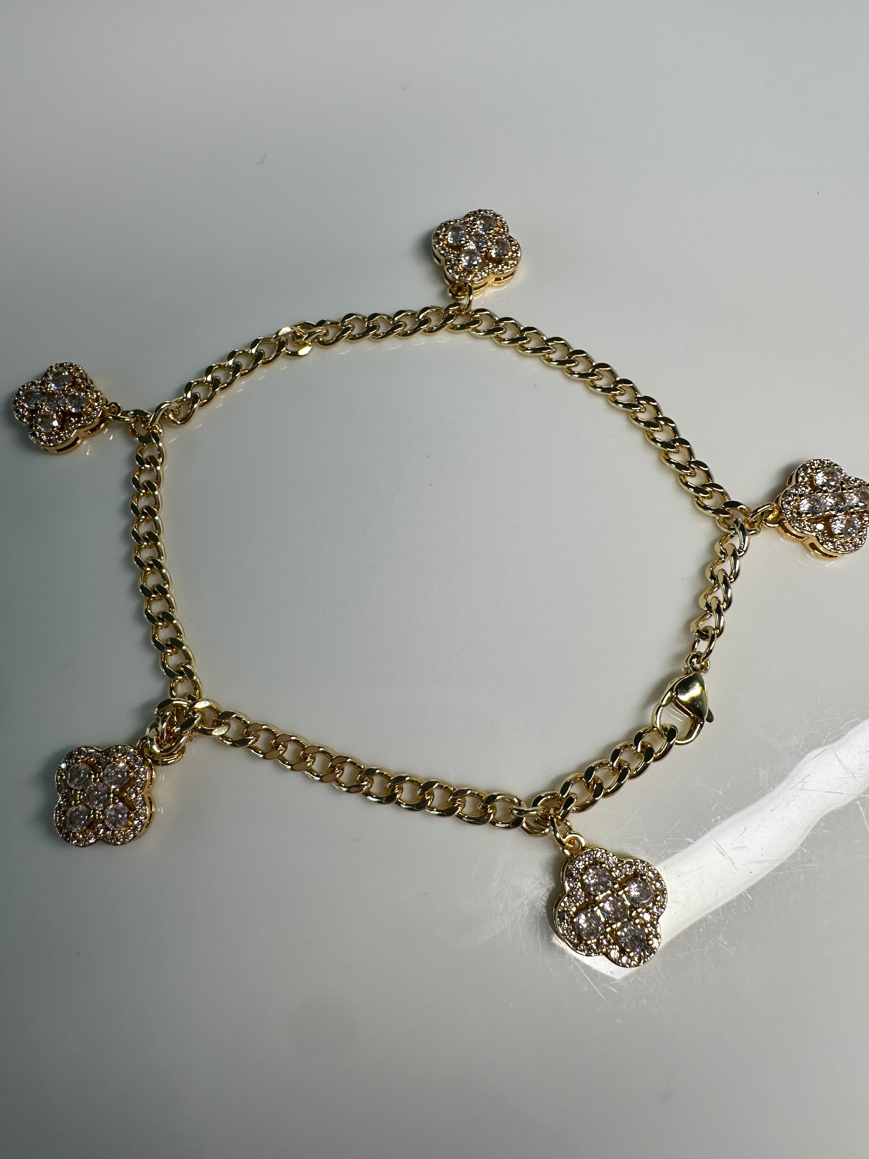 Starlit Clover Anklet