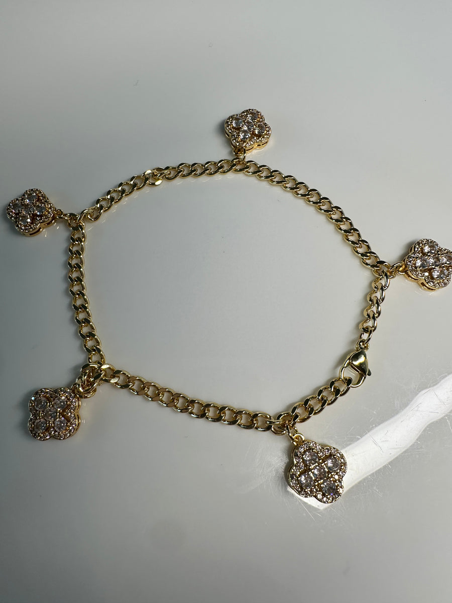 Starlit Clover Anklet