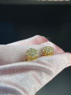 Yoryi’s Favorite Earrings in Gold