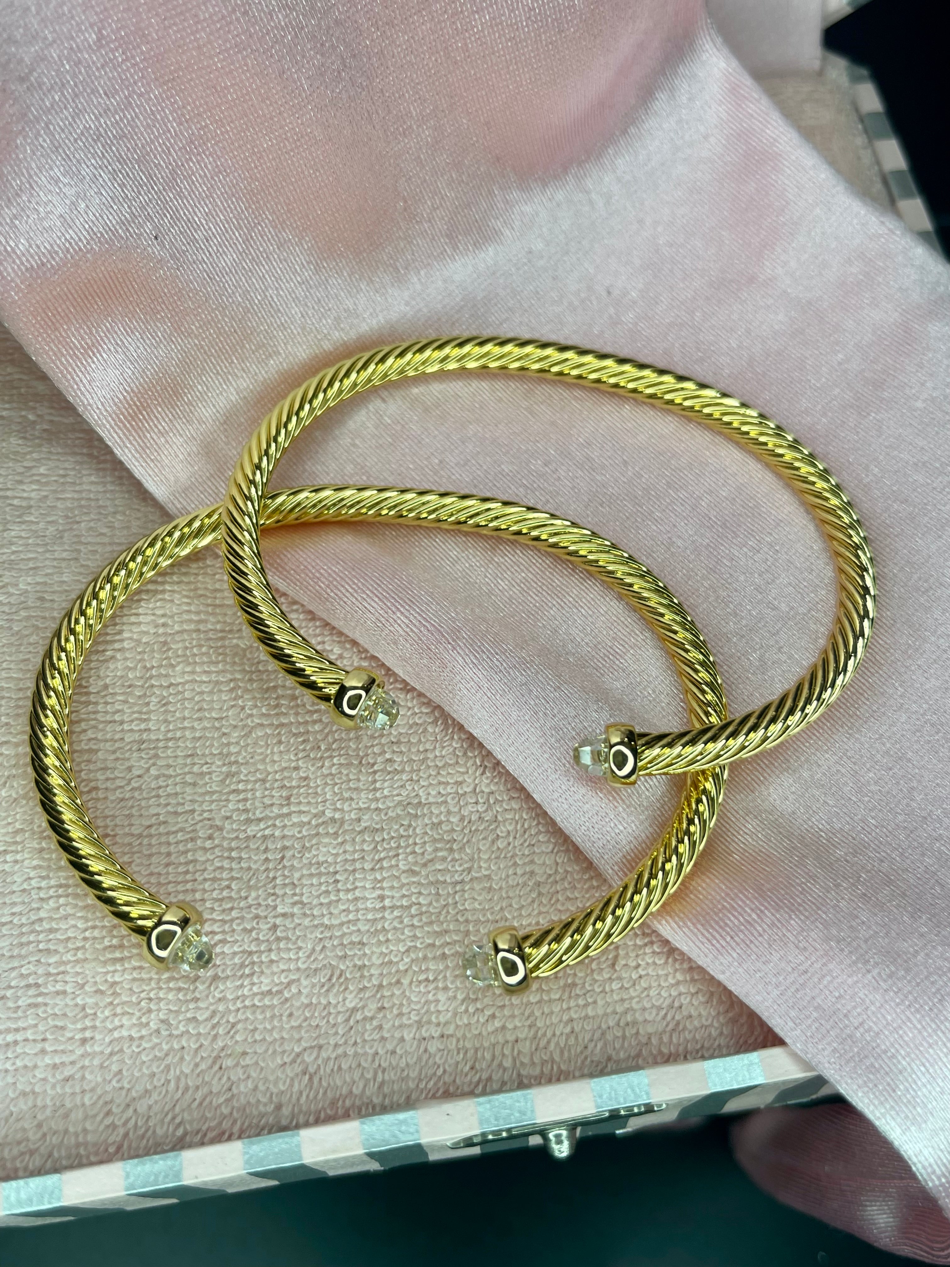 The Clear Tip Bracelet