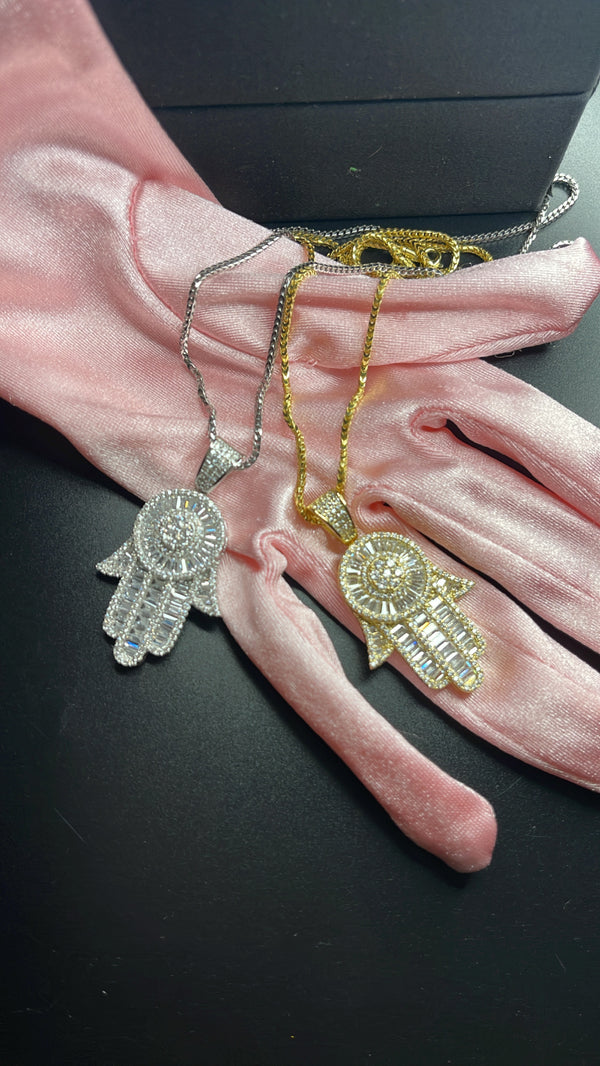 The Classic Hamsa