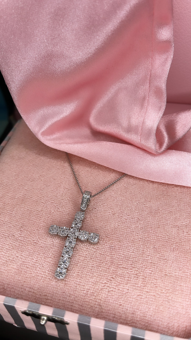 Rose Filled Cross Chain