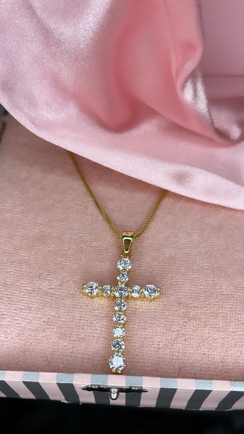 Tennis Cross in gold