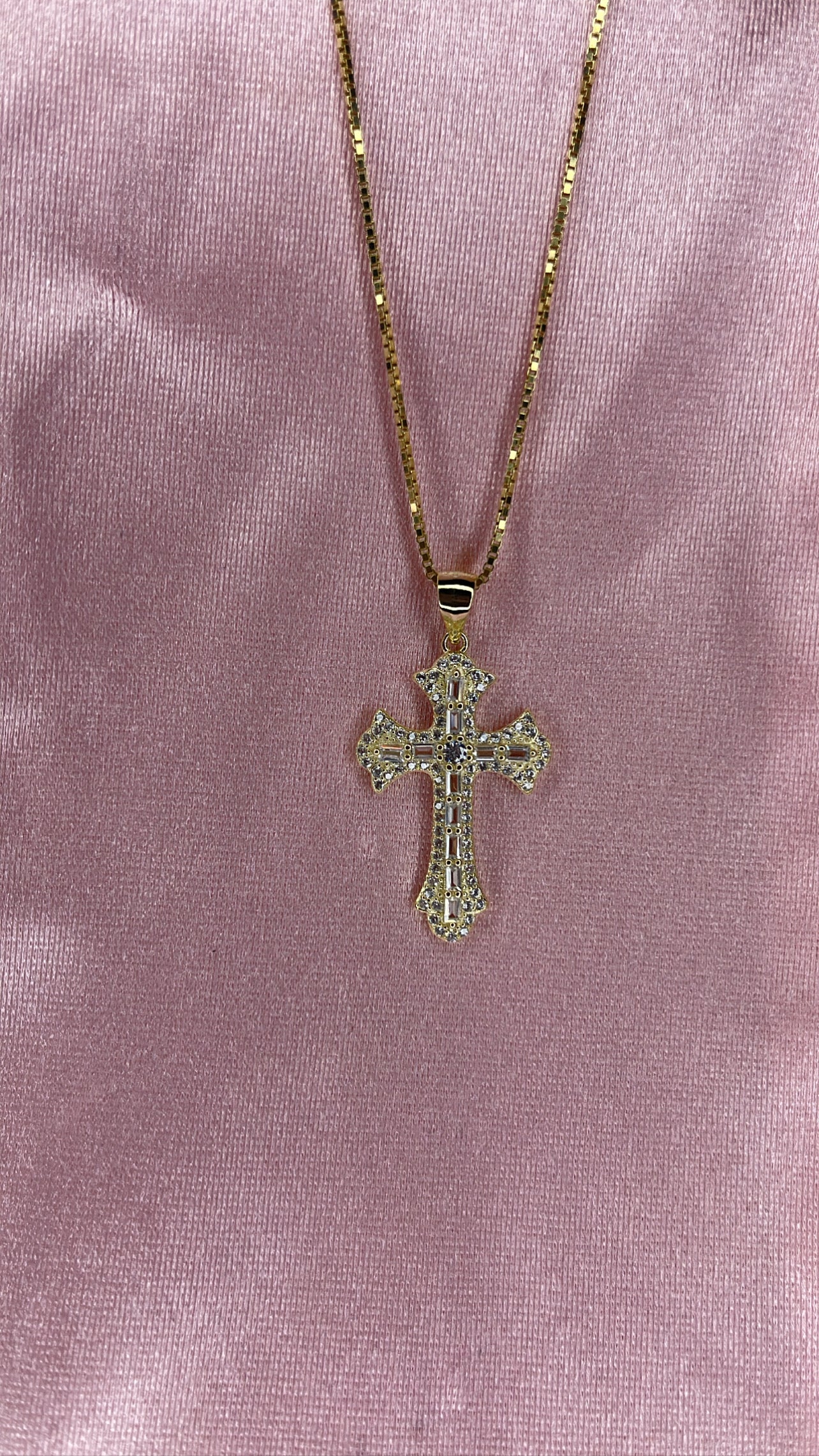 Touches of Baguette Cross Chain