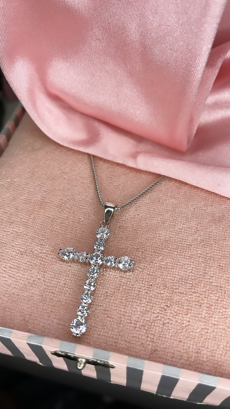 Tennis Cross in silver