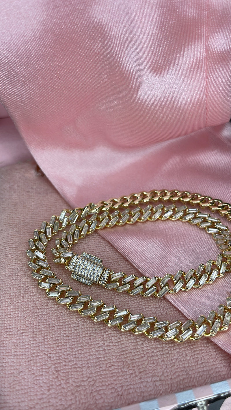 Crystal Cuban Link