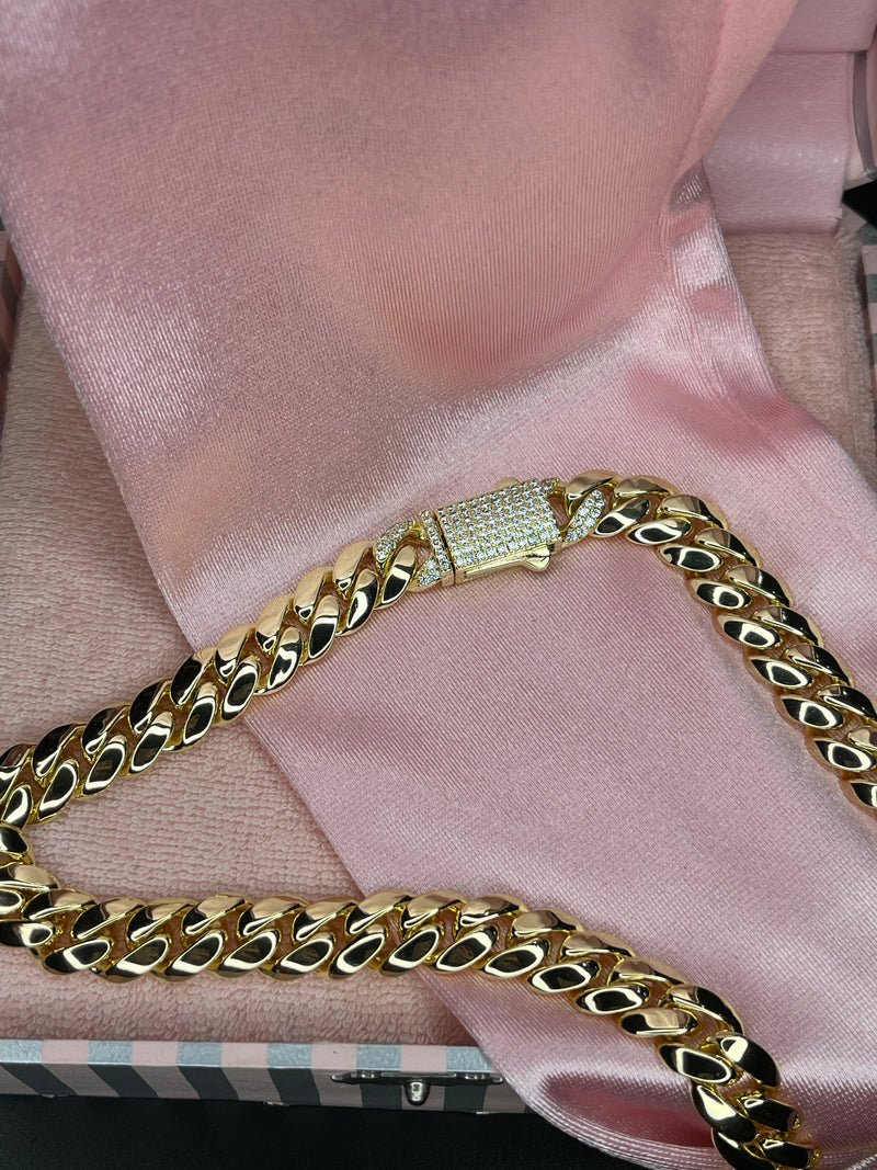 The Shine on Lock Cuban Link