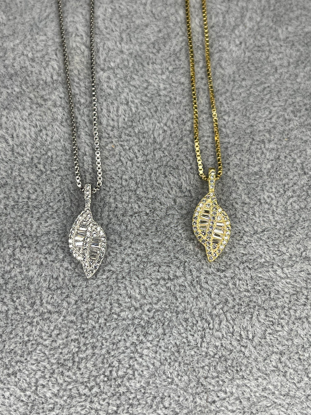 Leaf Baguette Chain