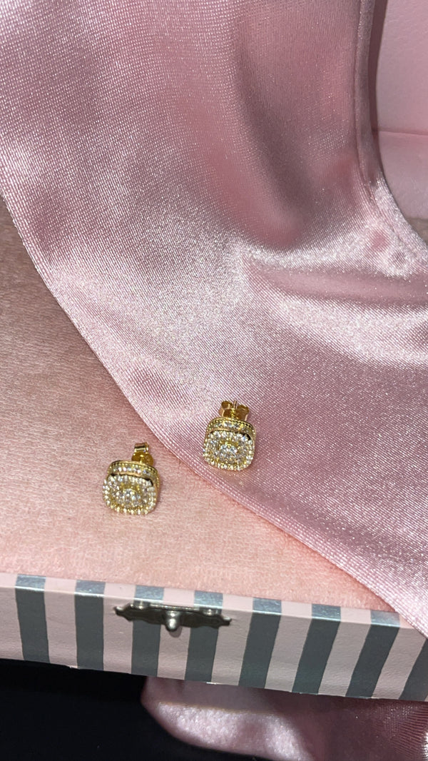 The Fab Earrings in Gold