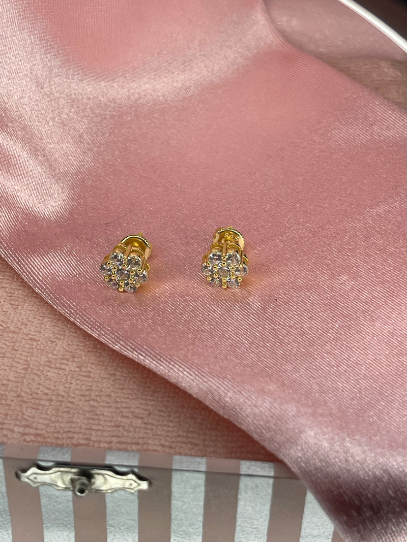 Yoryi’s Favorite Earrings in Gold